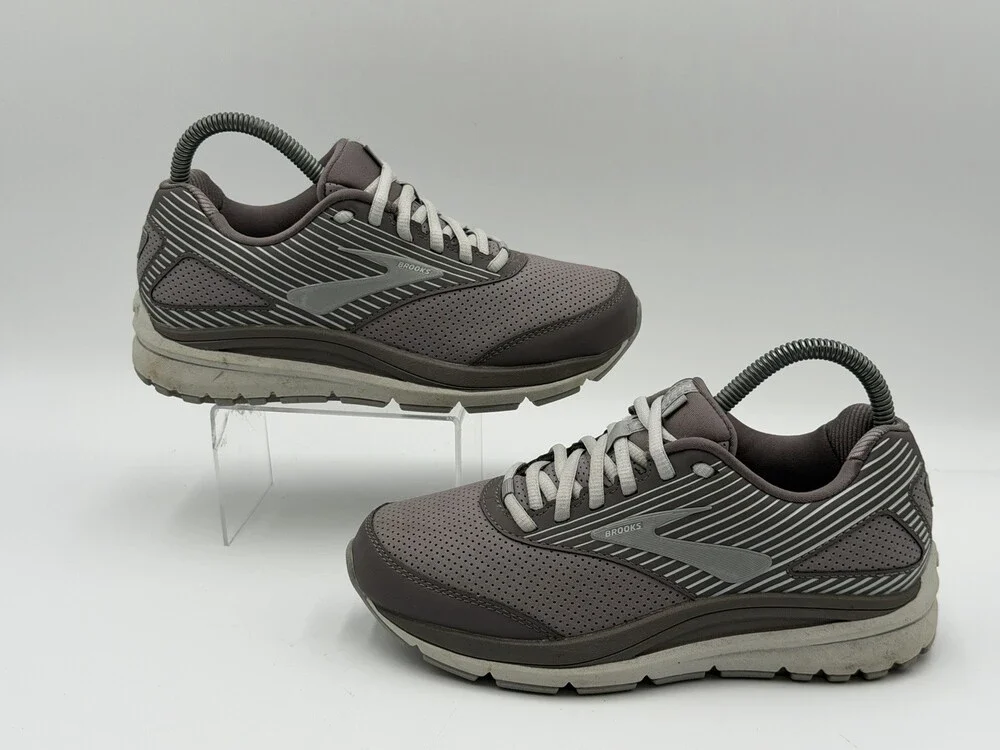 Brooks Addiction WLK Women’s Size 6D Gray Athletic Walking Sneakers Shoes